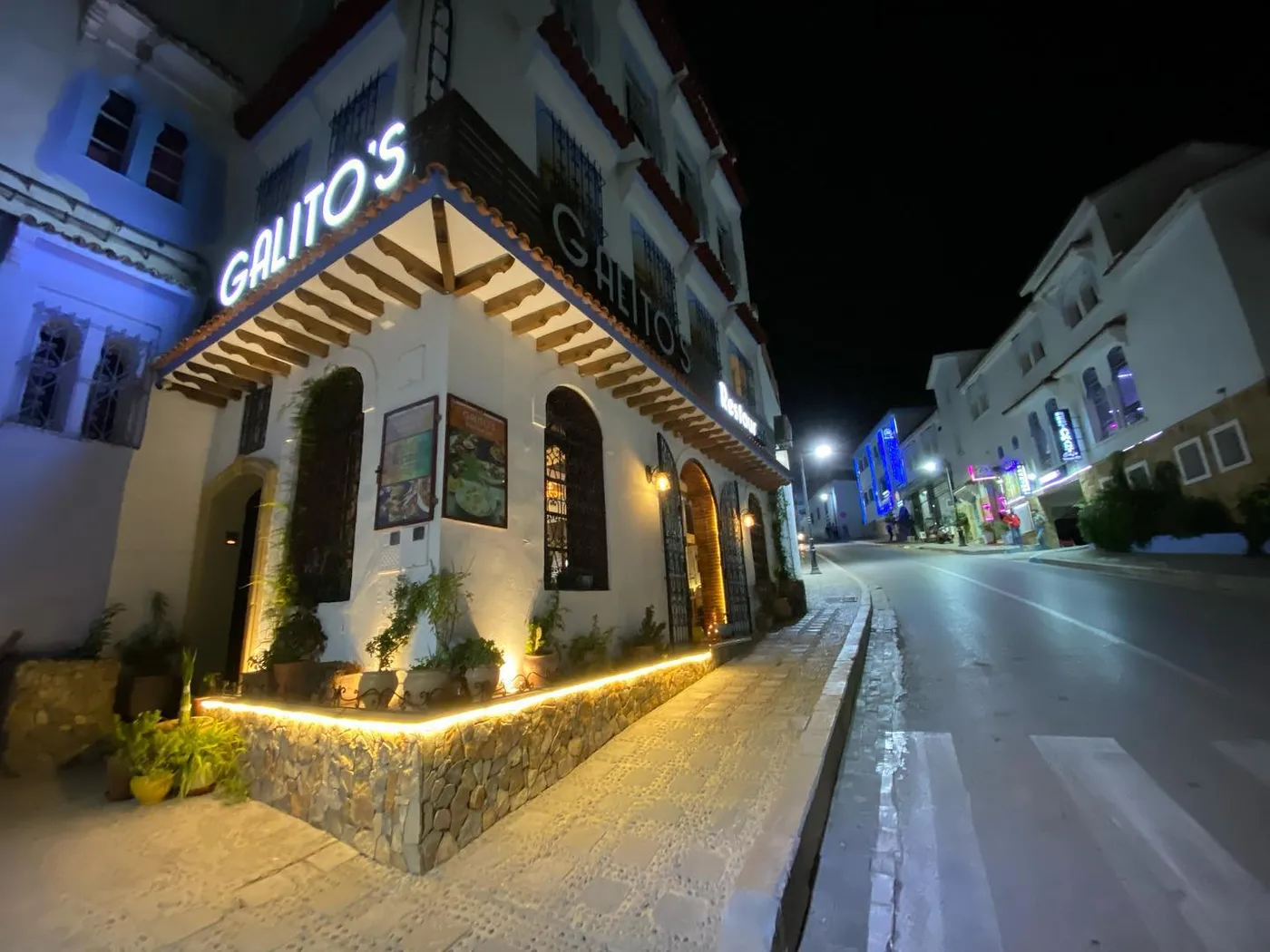 Galitos by Night